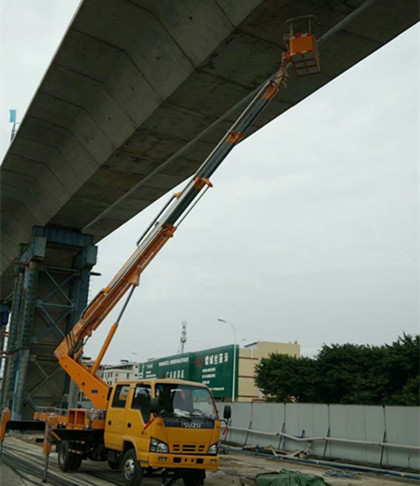 廣東番禺出租裝路燈的車出租-中橋建