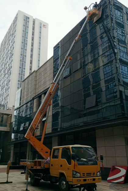 廣東榕城路燈維修車出租-中橋建